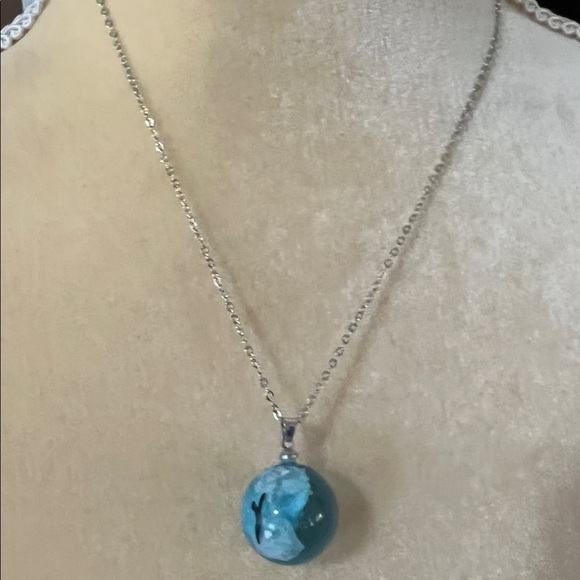 $3 Raven ball necklace new $3 if bundled - Picture 4 of 15